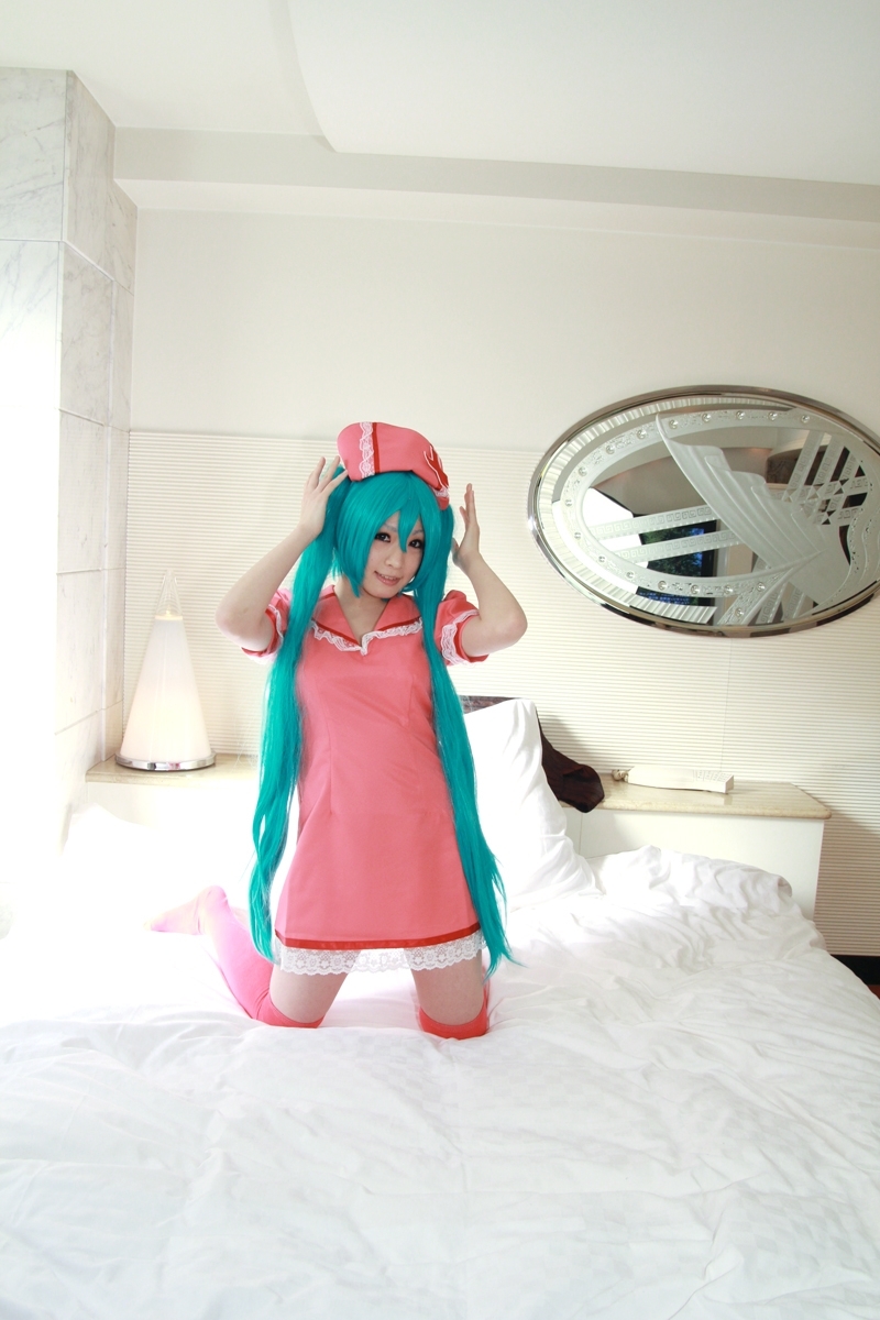 [Cosplay] Vocaloid Sexy Nurse Hatsune Miku